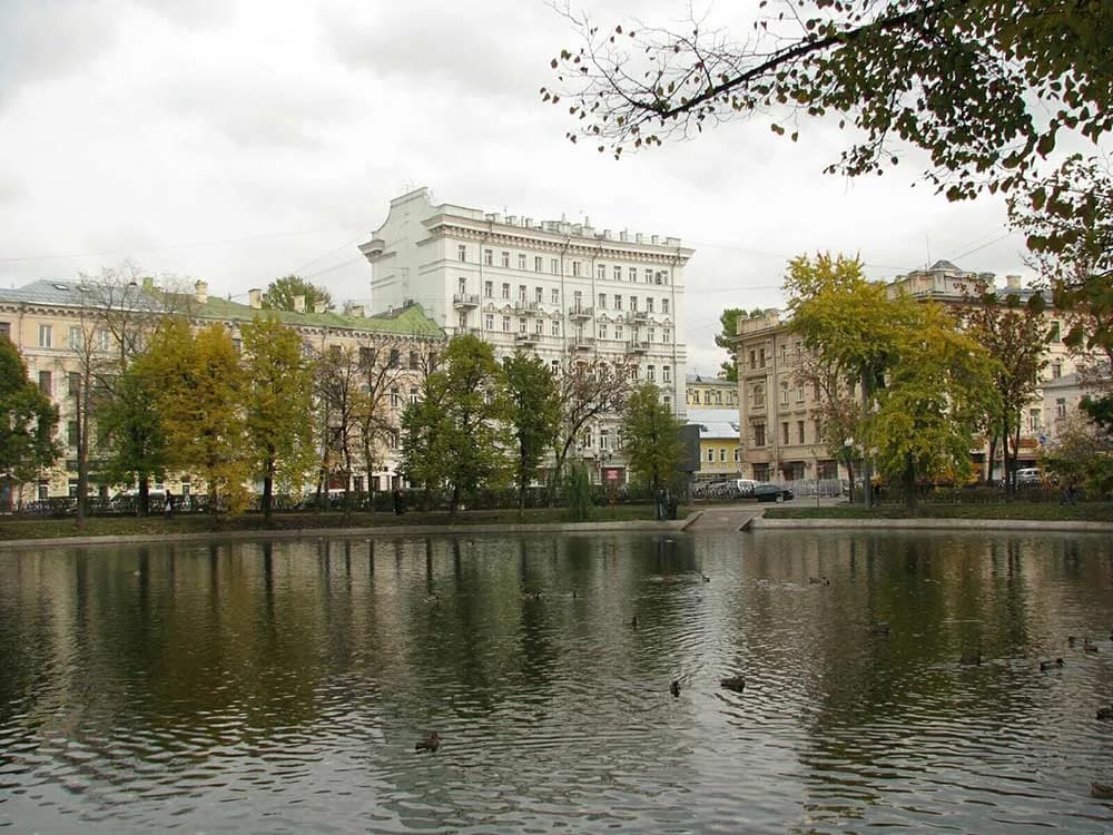 Бульварное кольцо Москвы: Чистопрудный бульвар