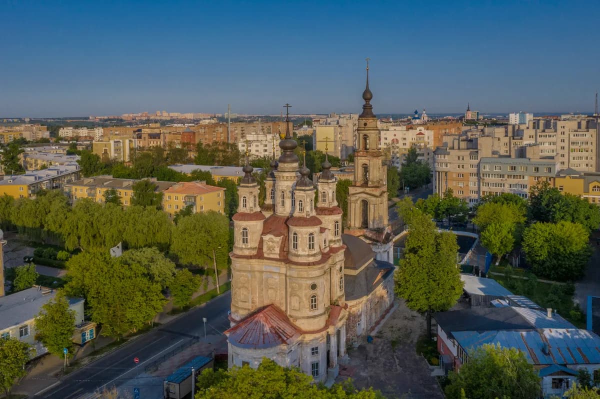 Калуга — синеокая красавица с визитом в усадьбу Гончаровых