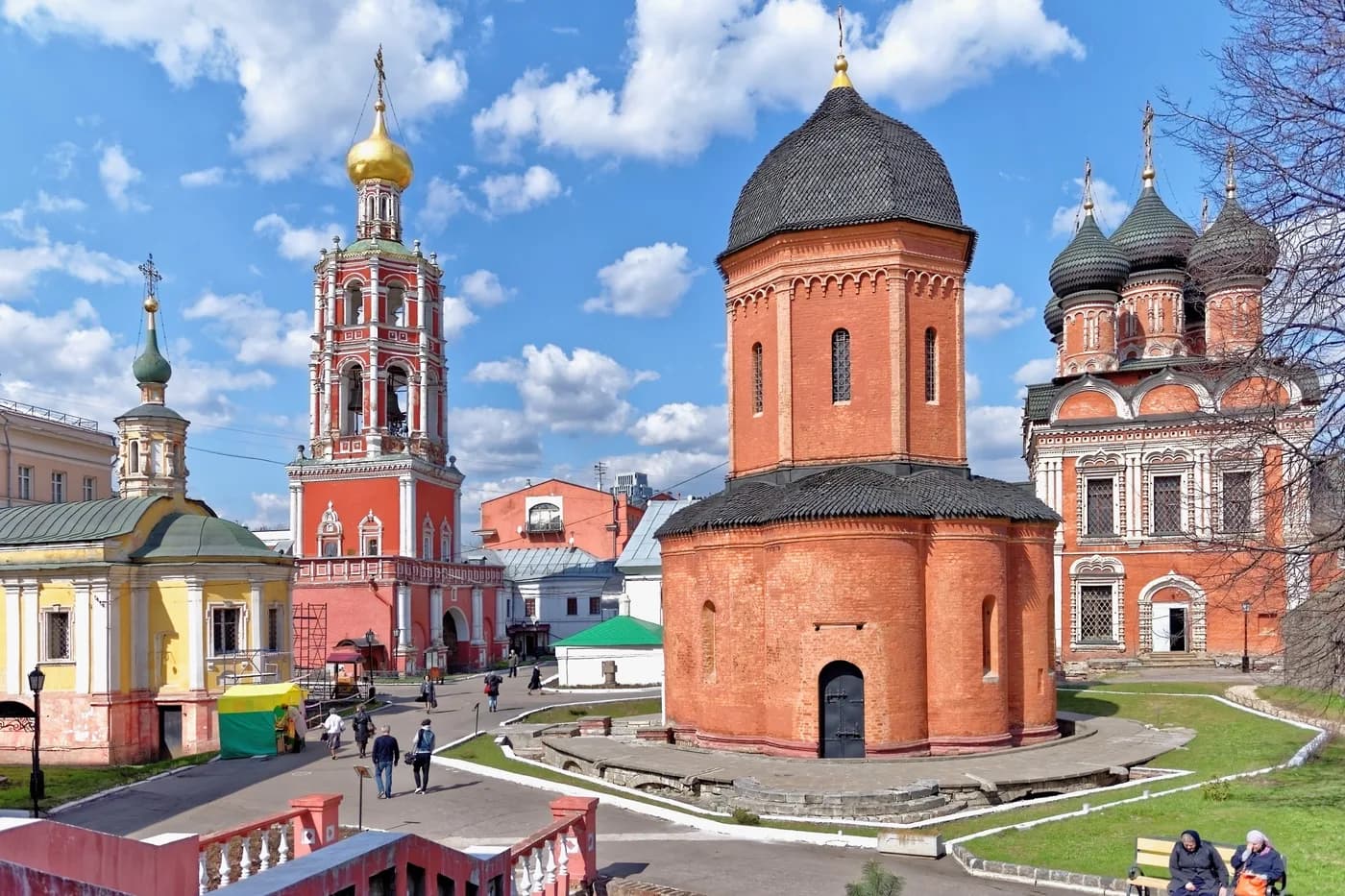 Высоко-Петровский монастырь