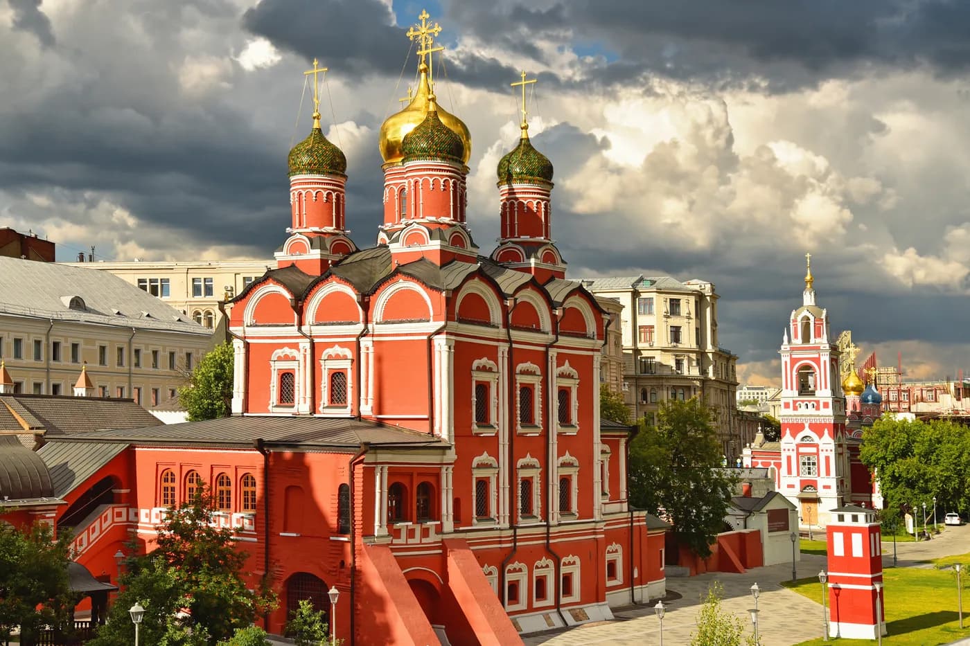 Палаты бояр Романовых в Москве