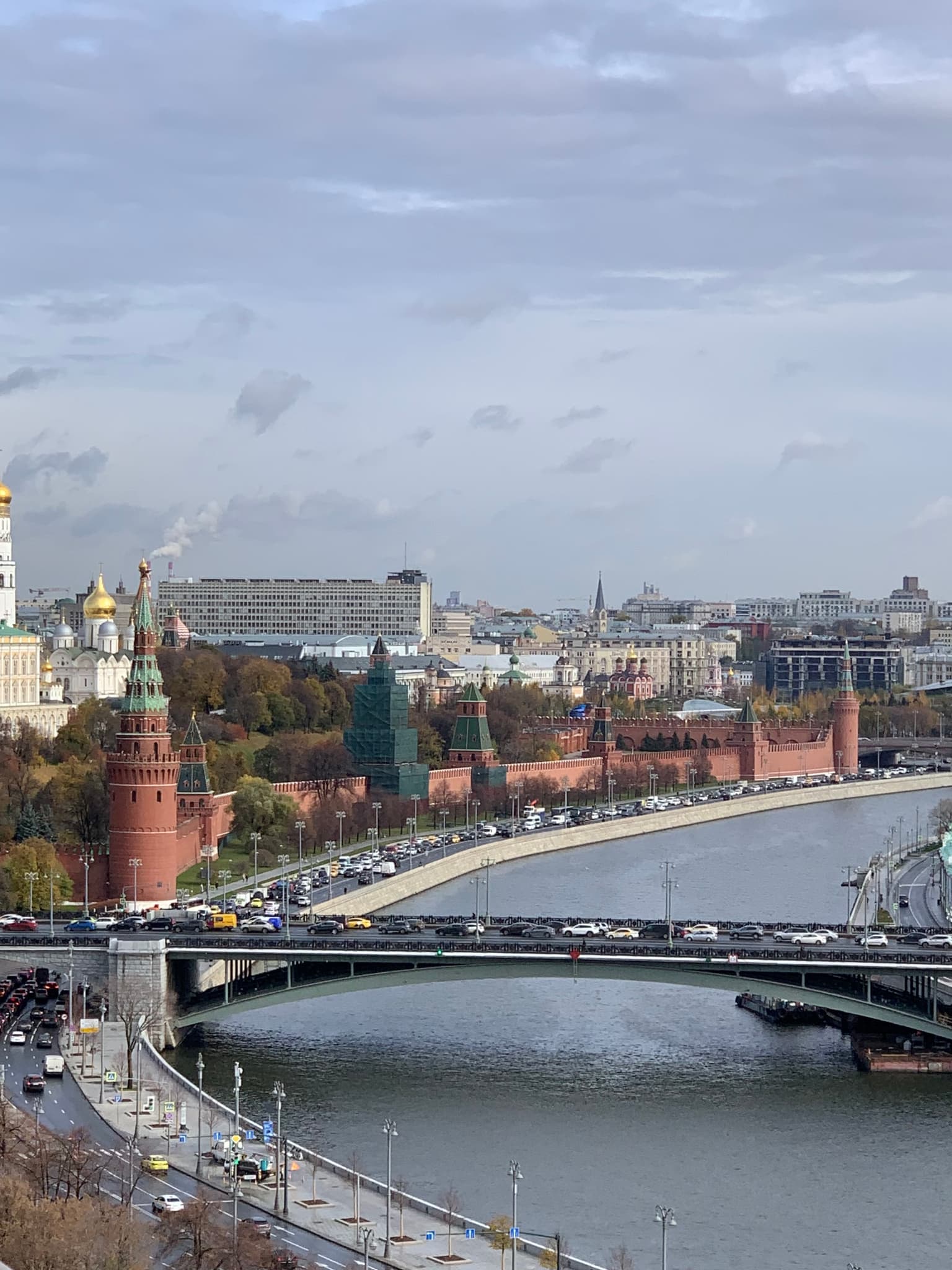 Храм Христа Спасителя и смотровые площадки под куполом, кадр 2