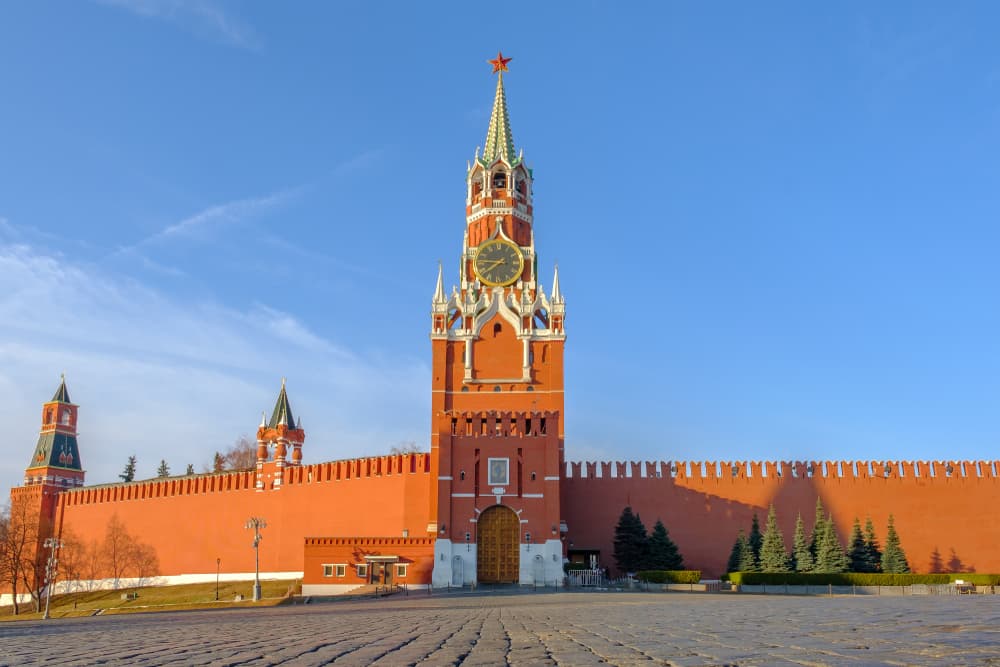 Квест-прогулка «Зачарованные на Красной площади» с английским языком
