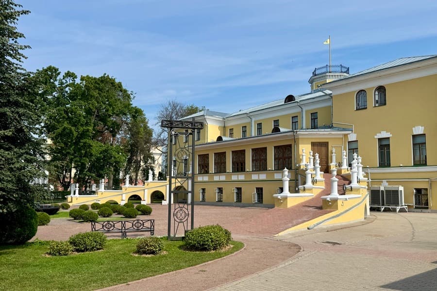 Ярославль: мозаика истории и Дом Губернатора
