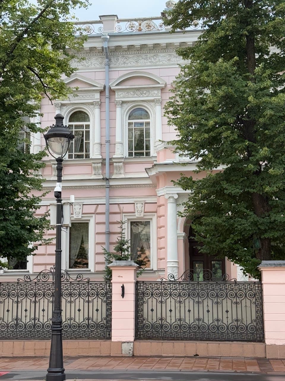 Архитектурный калейдоскоп Никитских улиц, кадр 3