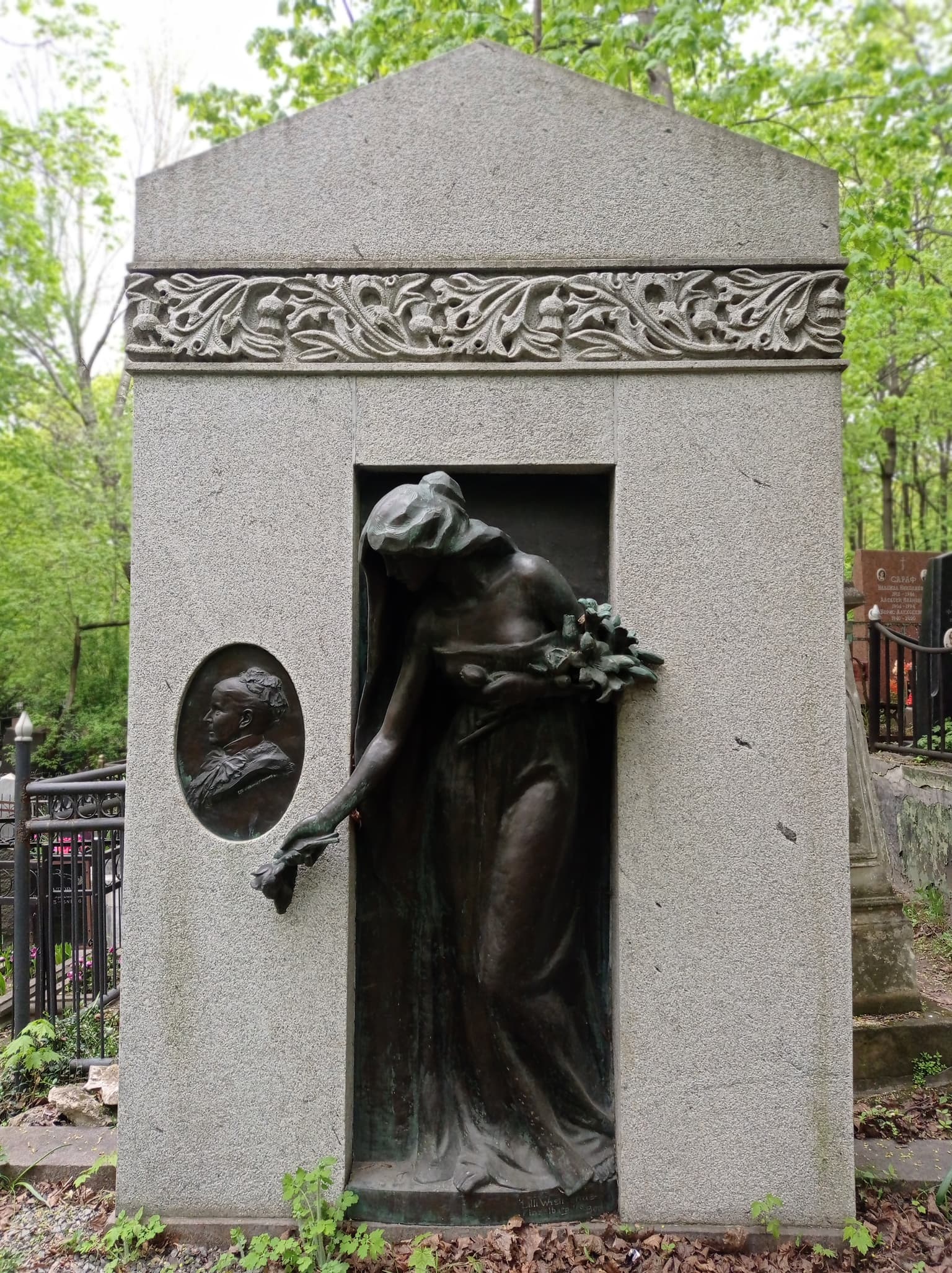 Введенский некрополь: немцы на службе государства Российского, кадр 2