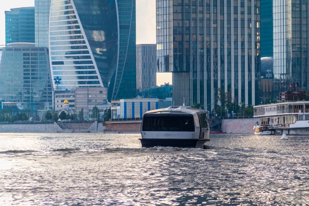 Водная прогулка и экскурсия по Москва-Сити