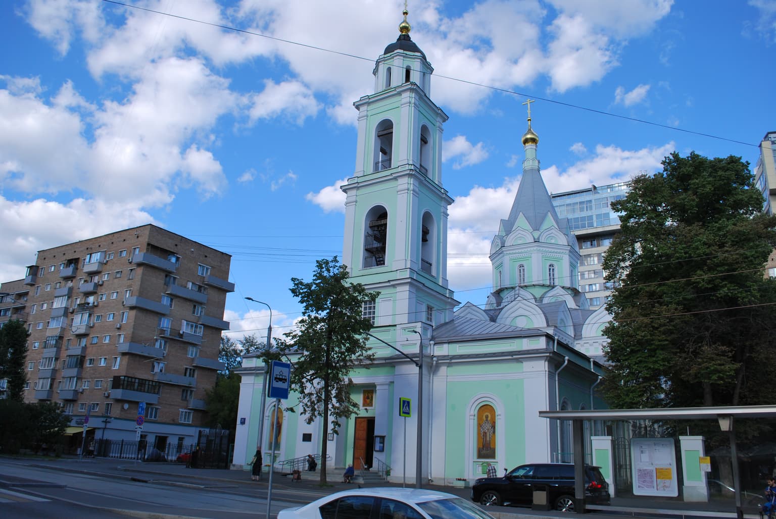 По дороге Ризы Господней к Донскому монастырю, кадр 2